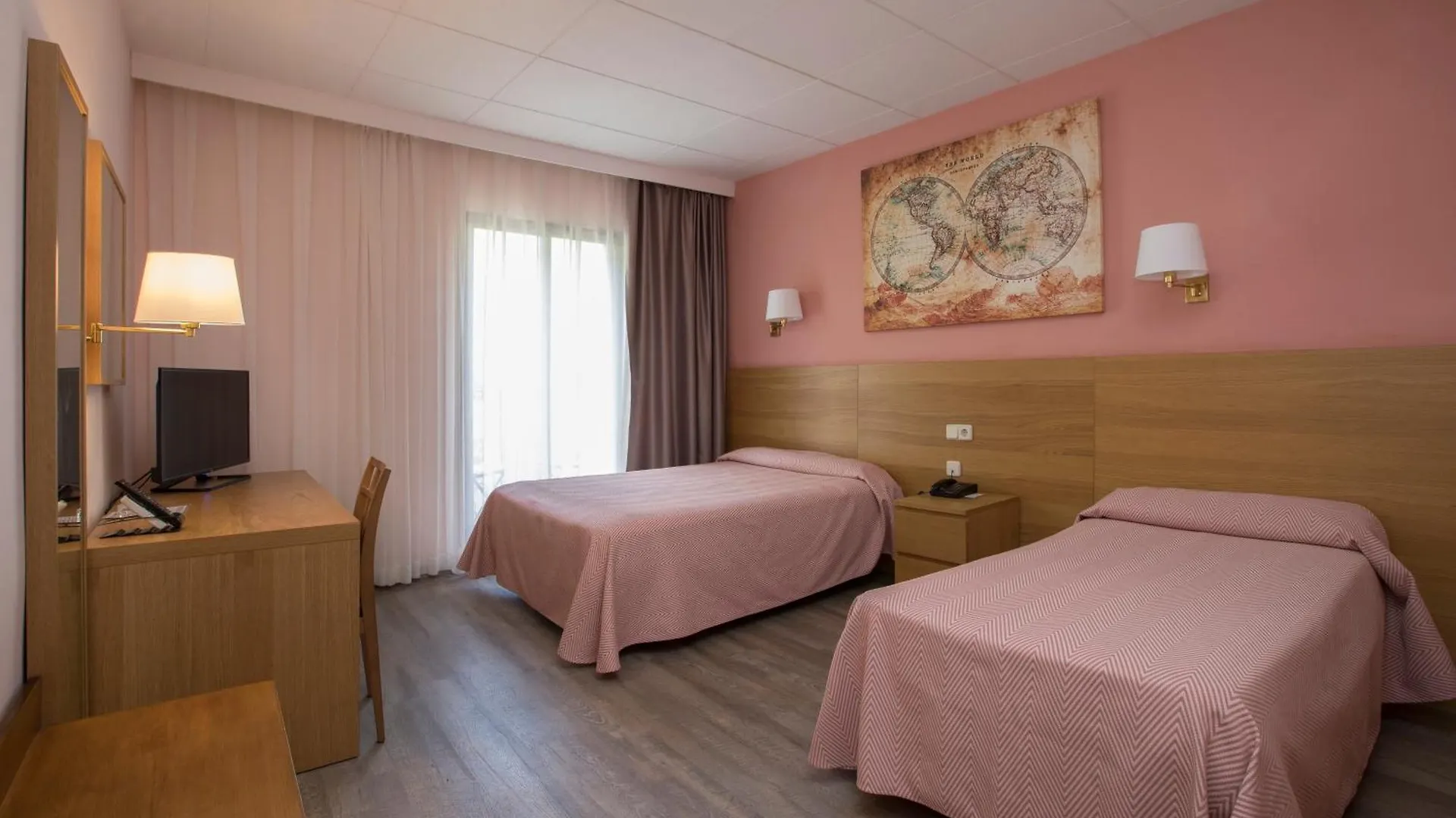 Cuatro Naciones Hotel Barcelona