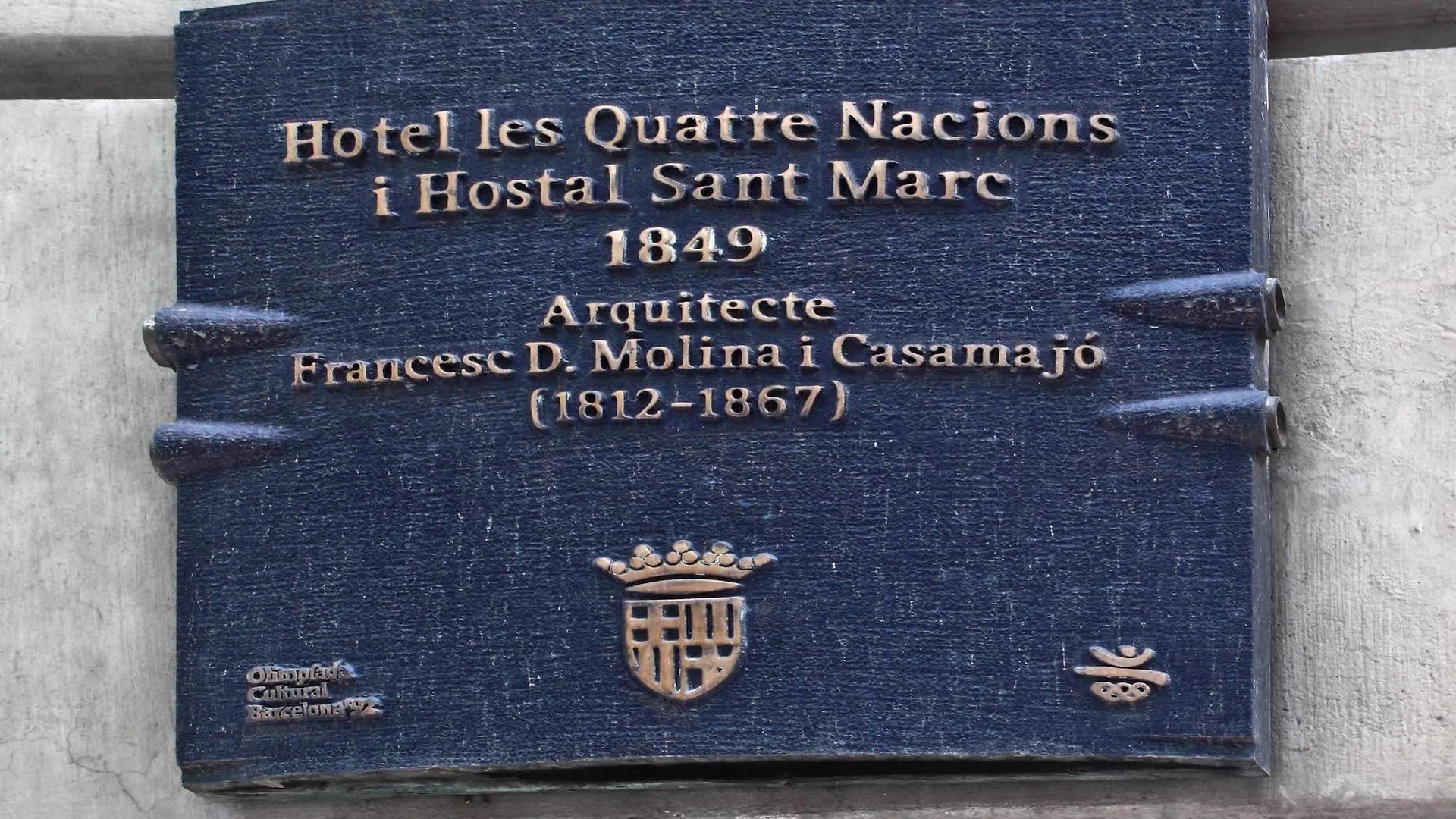 Cuatro Naciones Hotel Barcelona 2*,
