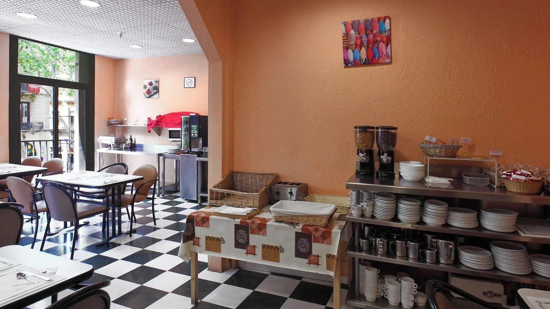 Cuatro Naciones Hotel Barcelona